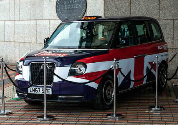 Electric taxis can now be charged wirelessly in UK city in £3.4m trial